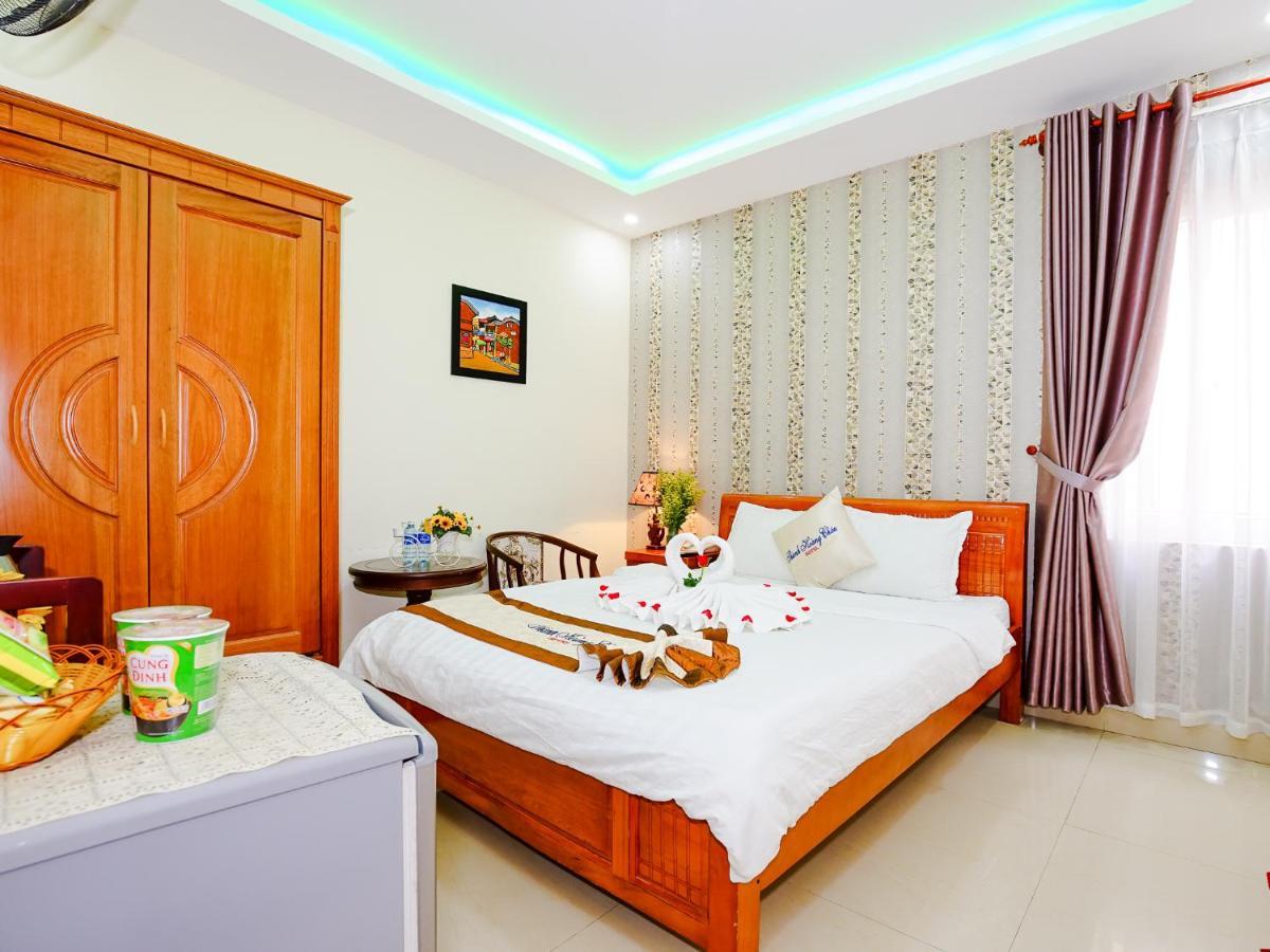 Thanh Hoang Chau Hotel Da Nang Buitenkant foto